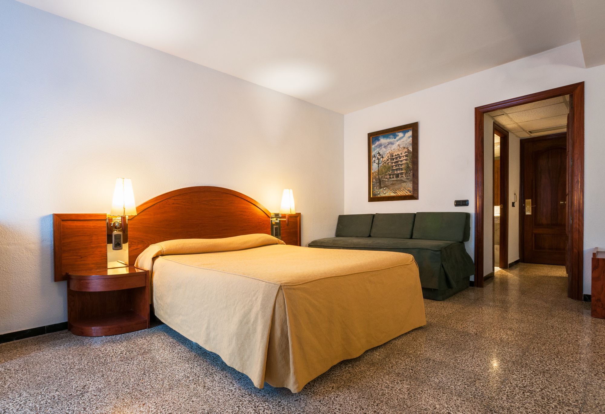 Hotel Gaudi Reus Exteriör bild